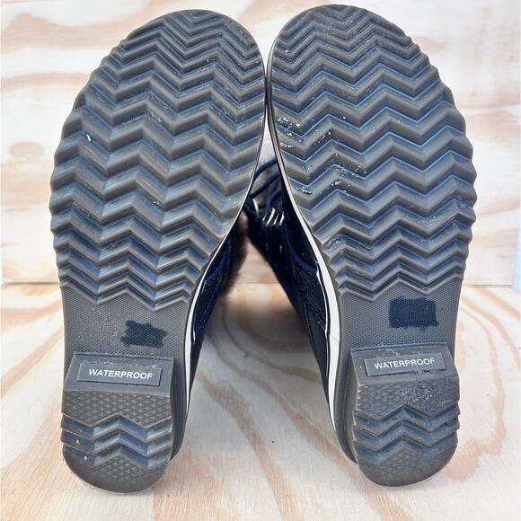 Sorel - Tofino II Faux Fur - Winter Boots - Black - Women's - 7 - LL3654-010 - Picture 8 of 9